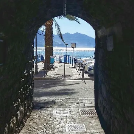 Le Viaggiatrici * Riva di Solto